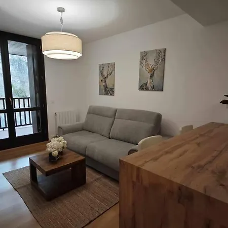 Apartment Mimosa 4 Con Terraza - Tucasaenlospirineos *